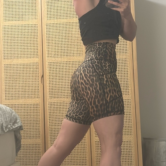 Leopard Print Bicycle Shorts - Picture 1 of 3